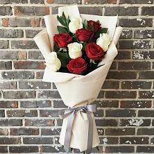 Букет цветов из:  Розы в Курской