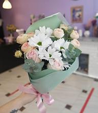 Букет цветов из:  Хризантемы и Розы в Курской