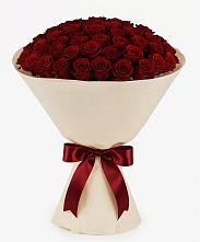 Букет 101 Бордовая роза Блэк Бакарра в Курской