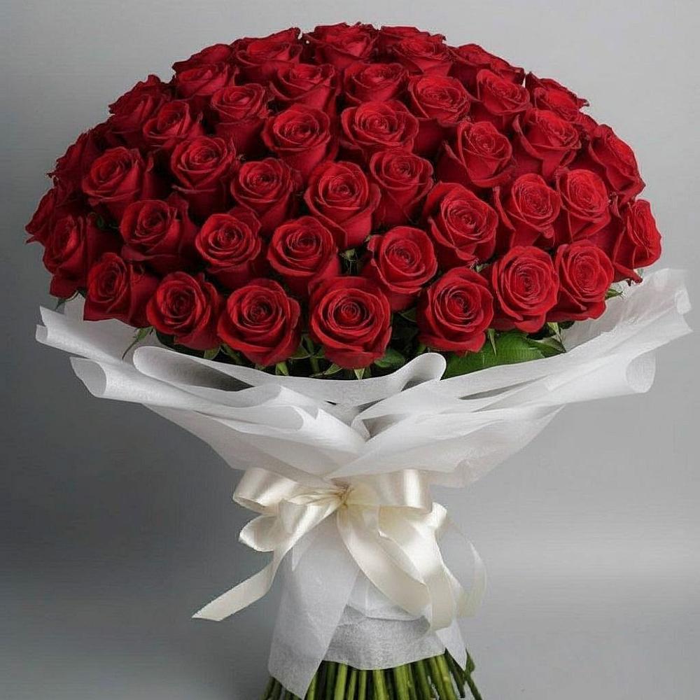 Букет 101 Красная роза Блэк Мэджик в Курской