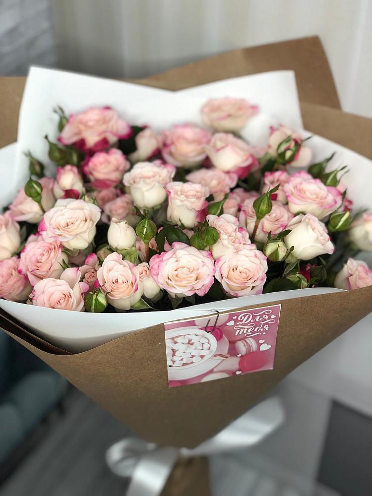 Букет цветов из: Розы в Курской