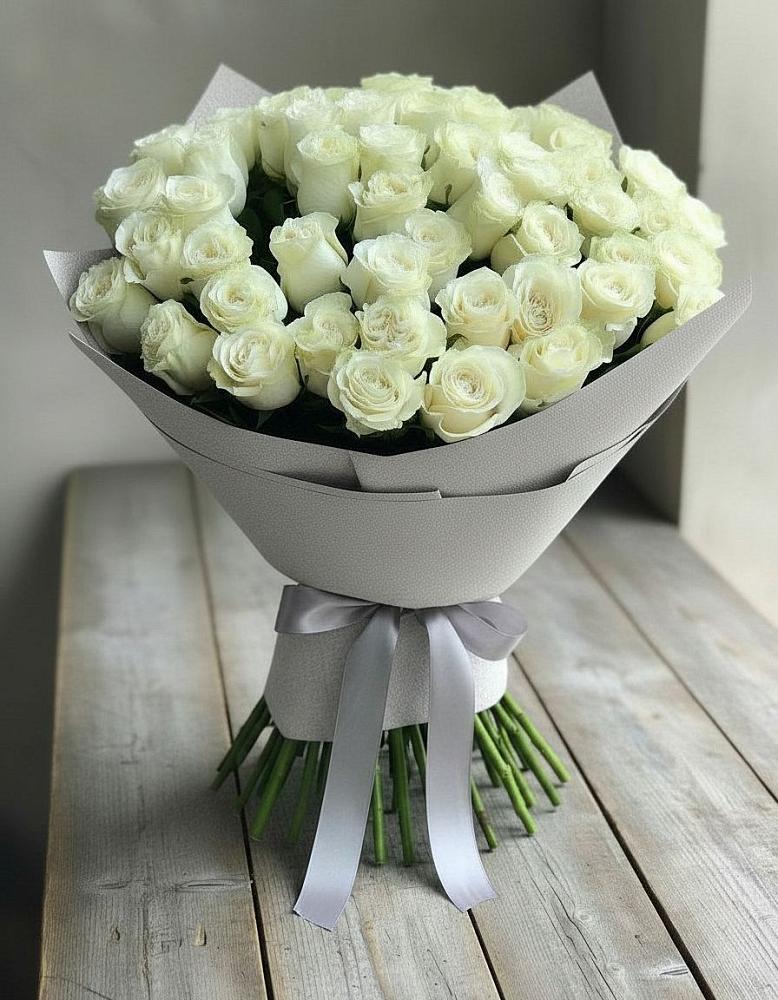 Букет 35 Белых роз в Курской