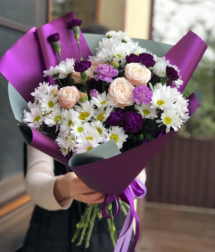 Букет цветов из: Хризантемы, Гвоздики и Розы в Курской