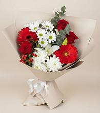 Букет цветов из:  Розы, Хризантемы, Герберы и Лилии в Курской