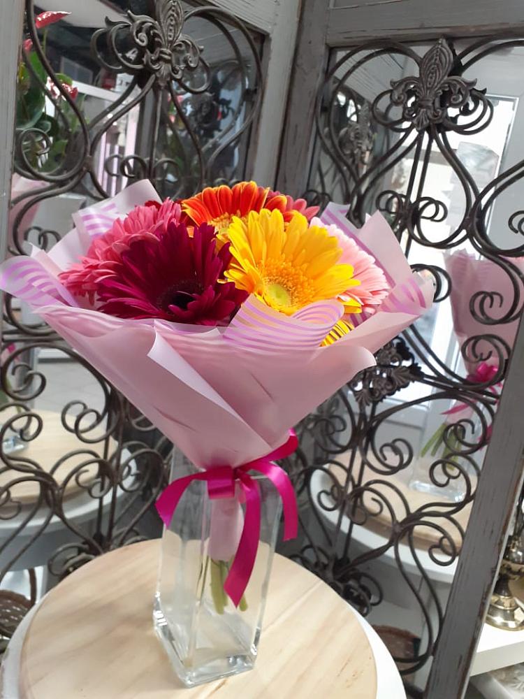 Букет цветов из: Герберы в Курской