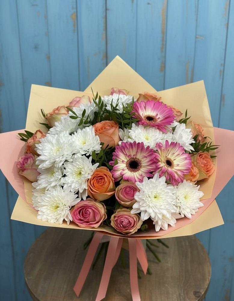 Букет цветов из: Розы, Герберы и Хризантемы в Курской