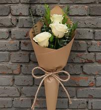 Букет цветов из:  Розы в Курской
