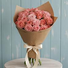 Букет цветов из:  Розы в Курской