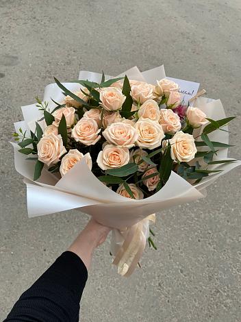 Букет Кремовые розы Латте в Курской