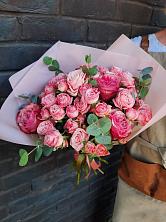 Букет цветов из:  Розы в Курской