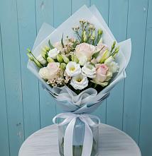 Букет цветов из:  Розы и Лизиантусы в Курской
