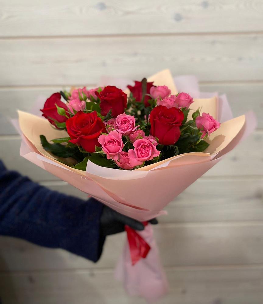Букет цветов из: Розы в Курской