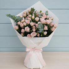 Букет цветов из:  Розы в Курской